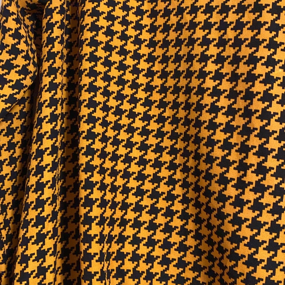 2/$10! RO&DE. Women’s blouse. - Picture 2 of 7
